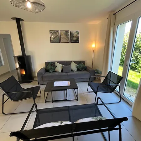 Neuf, à 12mn Du Futuroscope, à La Campagne -le Trèfle * Saint-Martin-la-Pallu