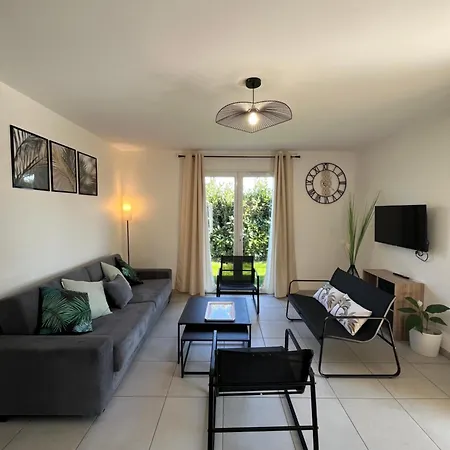 Neuf,12mn Du Futuroscope, 9 Personnes -le Tournesol Saint-Leger la Pallu