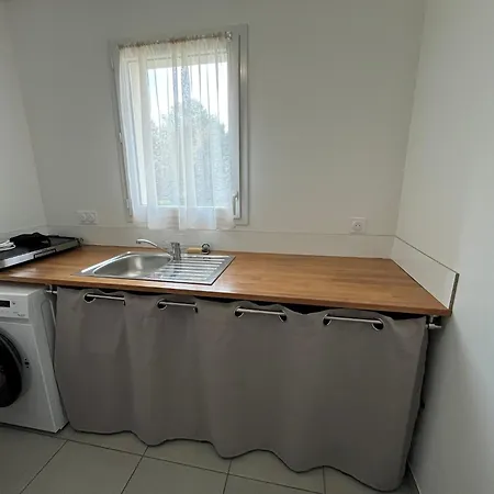 Neuf, à 12mn Du Futuroscope, à La Campagne -le Trèfle Saint-Martin-la-Pallu